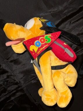 Disney 2005 Pluto Bean Bag collectible Walt Disney’s World vintage NWT